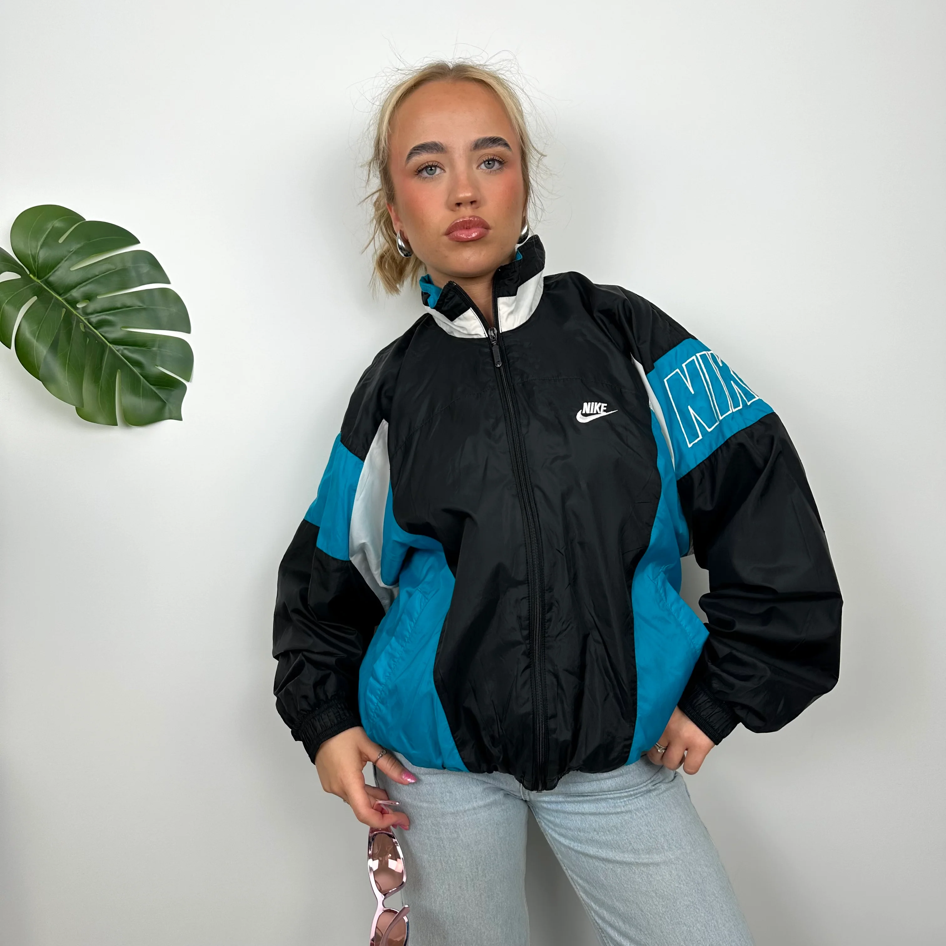 Nike Colour Block Embroidered Spell Out Windbreaker Jacket (M) - Image 3