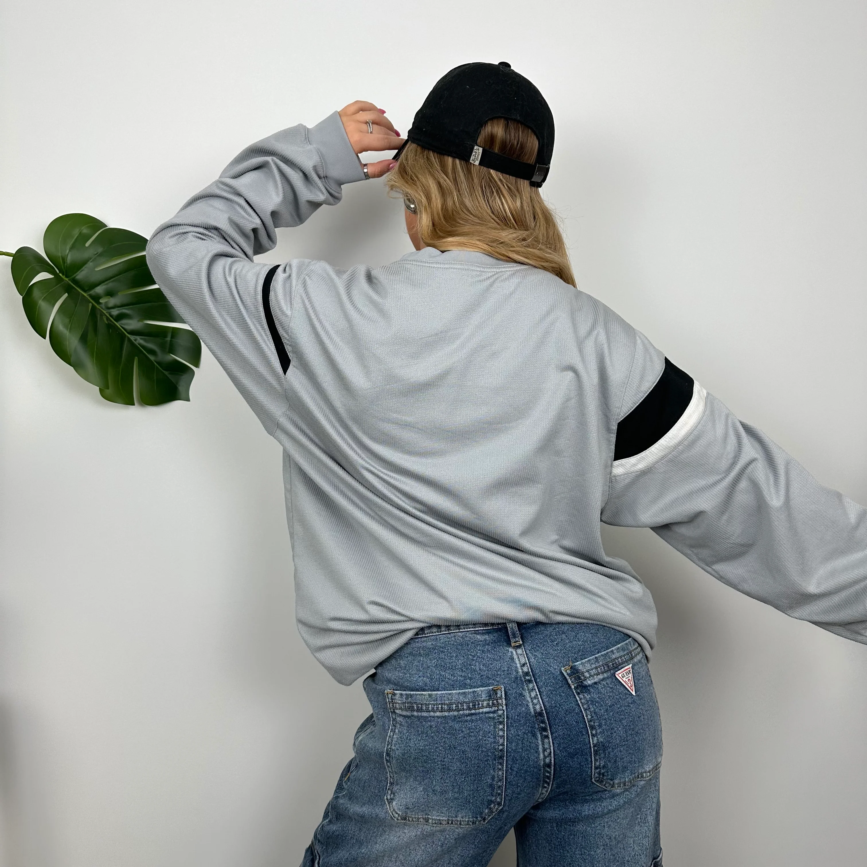 Nike Grey Embroidered Swoosh Sweatshirt (XL) - Image 4