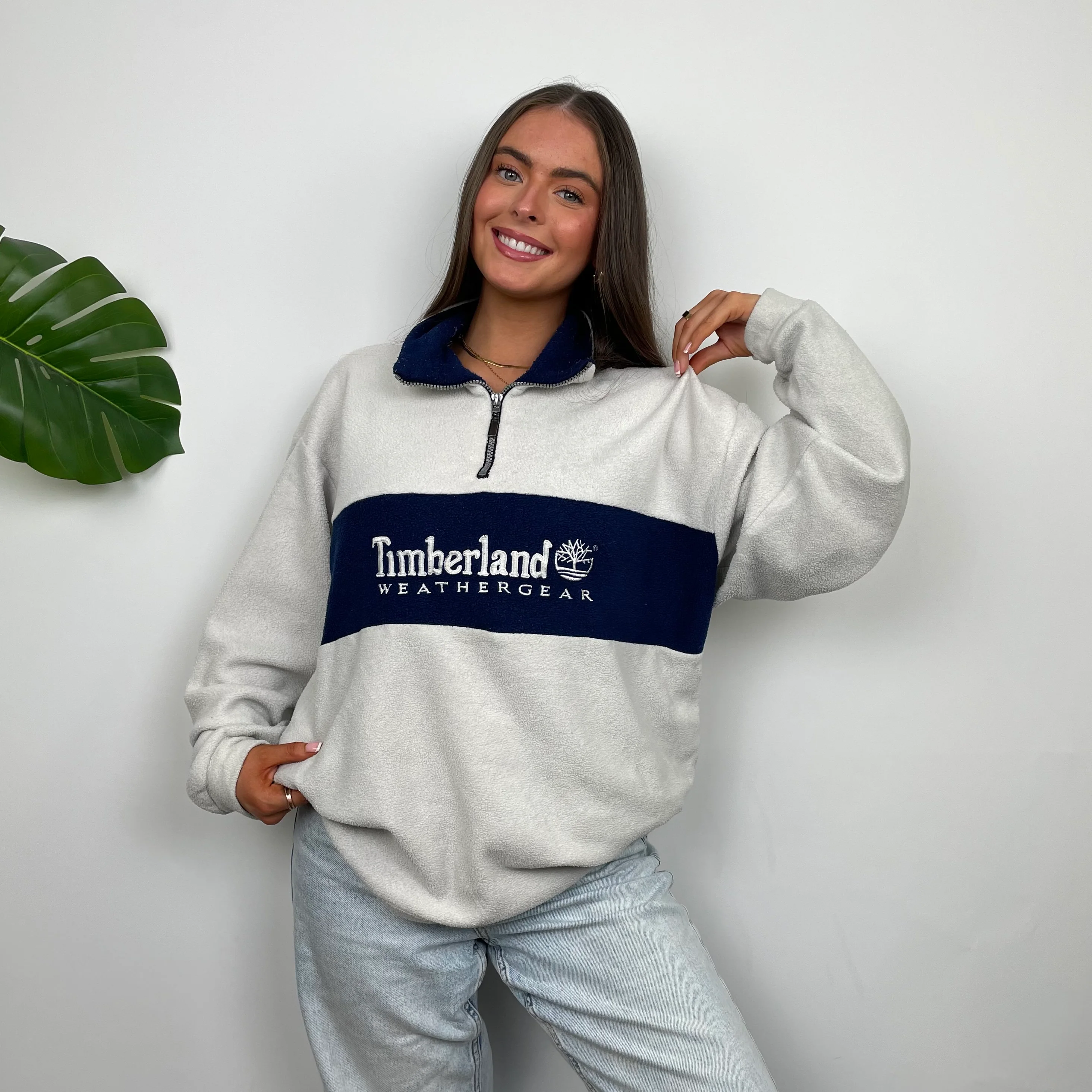 Timberland White & Navy Embroidered Spell Out Teddy Bear Fleece Quarter Zip Sweatshirt (M) - Image 3