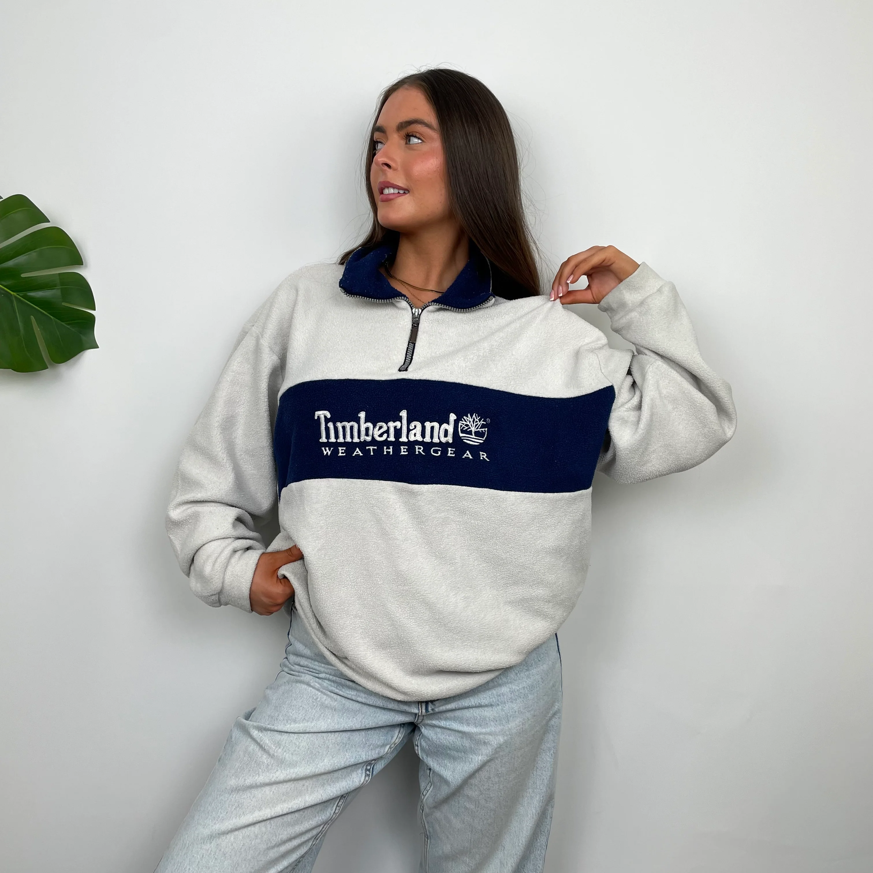 Timberland White & Navy Embroidered Spell Out Teddy Bear Fleece Quarter Zip Sweatshirt (M) - Image 4