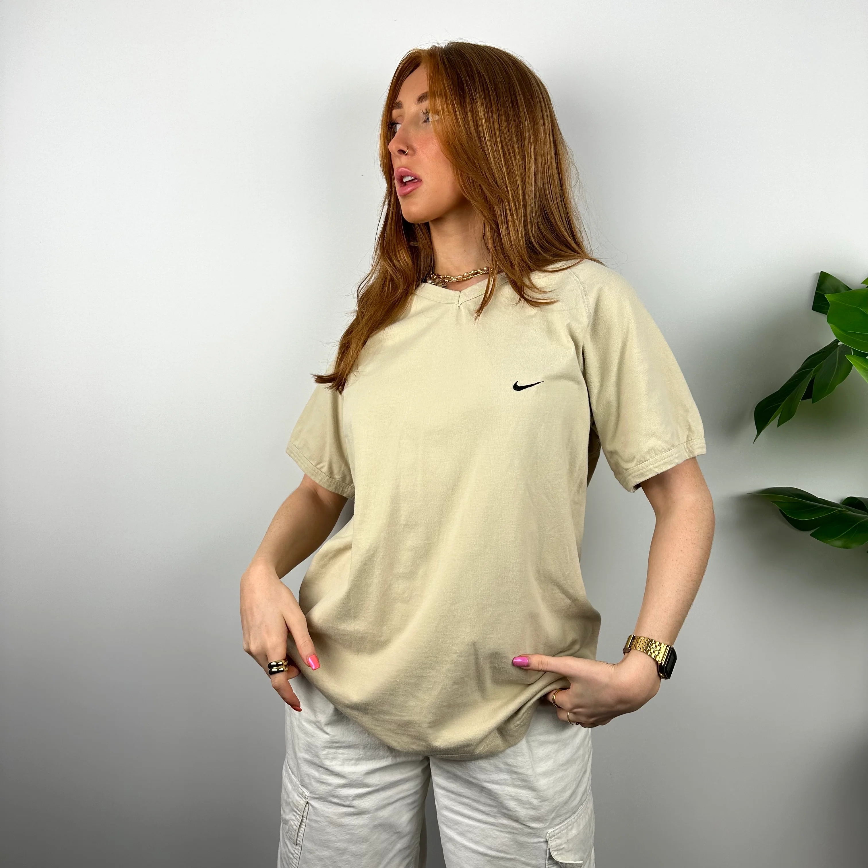 Nike Beige Embroidered Swoosh T Shirt (M) - Image 3