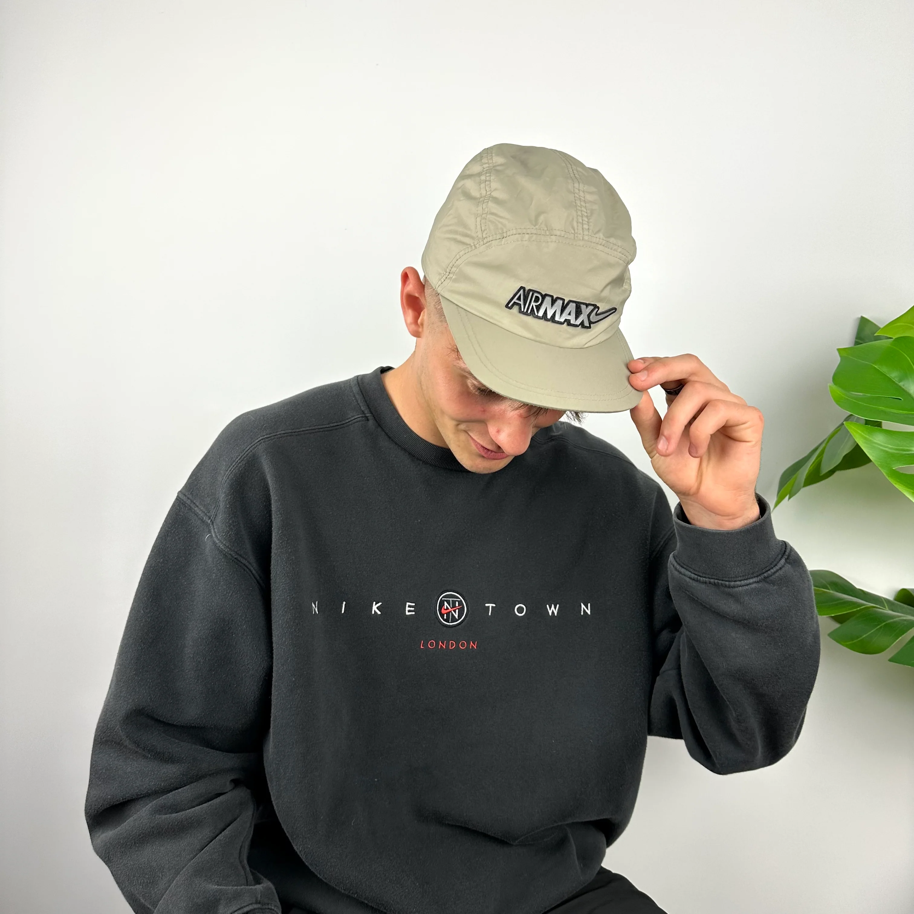 Nike Air Max RARE Beige Embroidered Spell Out Cap - Image 4