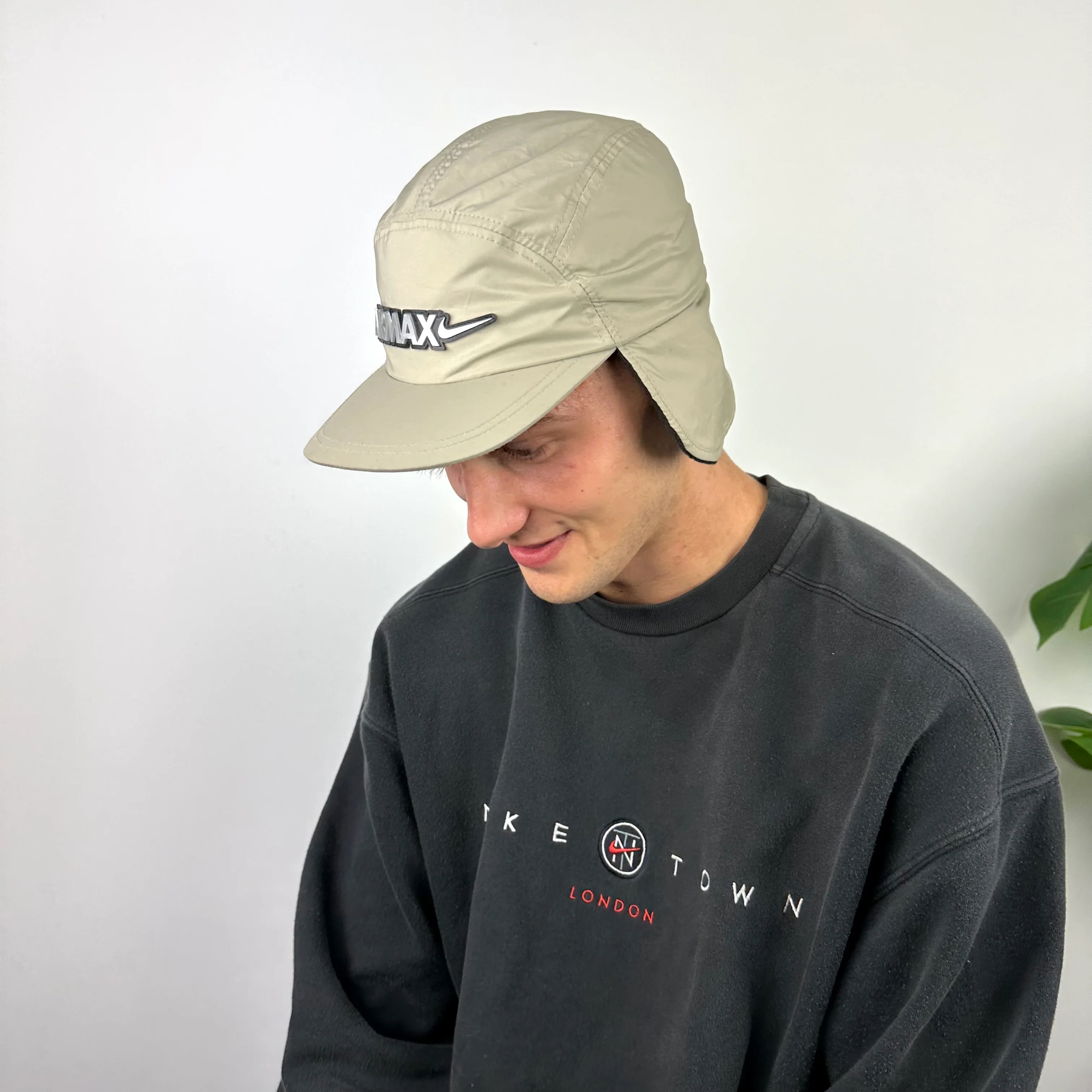 Nike Air Max RARE Beige Embroidered Spell Out Cap - Image 7