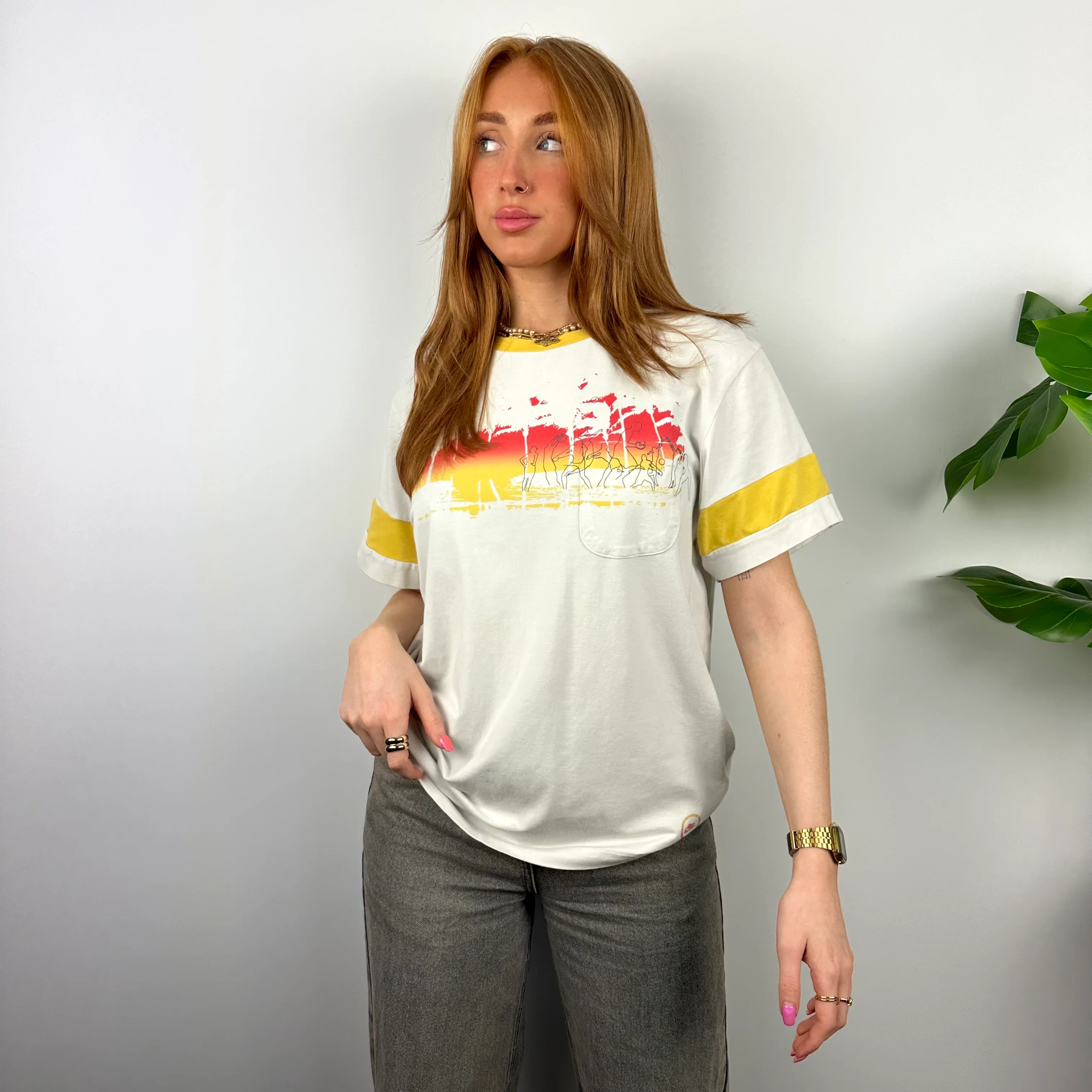 Nike RARE White Spell Out T Shirt (S) - Image 5